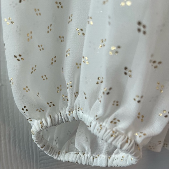 Vince Camuto Women’s Pleated Blouse, Size XS NWT - Picture 4 of 9